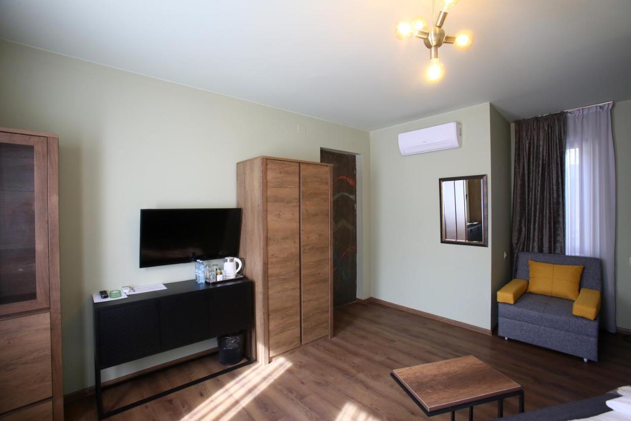 Boutique Kosher Hotel Tourfa Tbilissi Extérieur photo